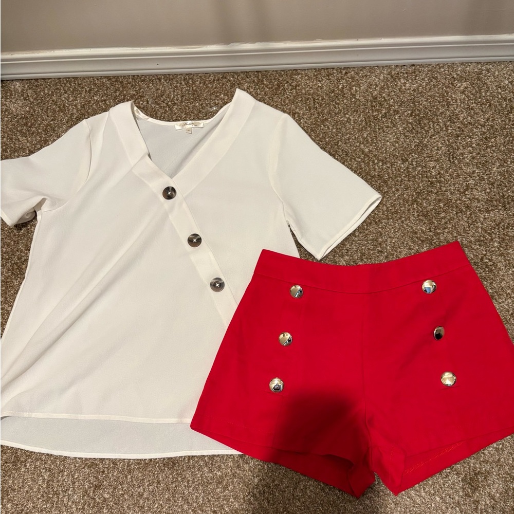 ANDREE BY UNIT White Short Sleeve Buttoned Top